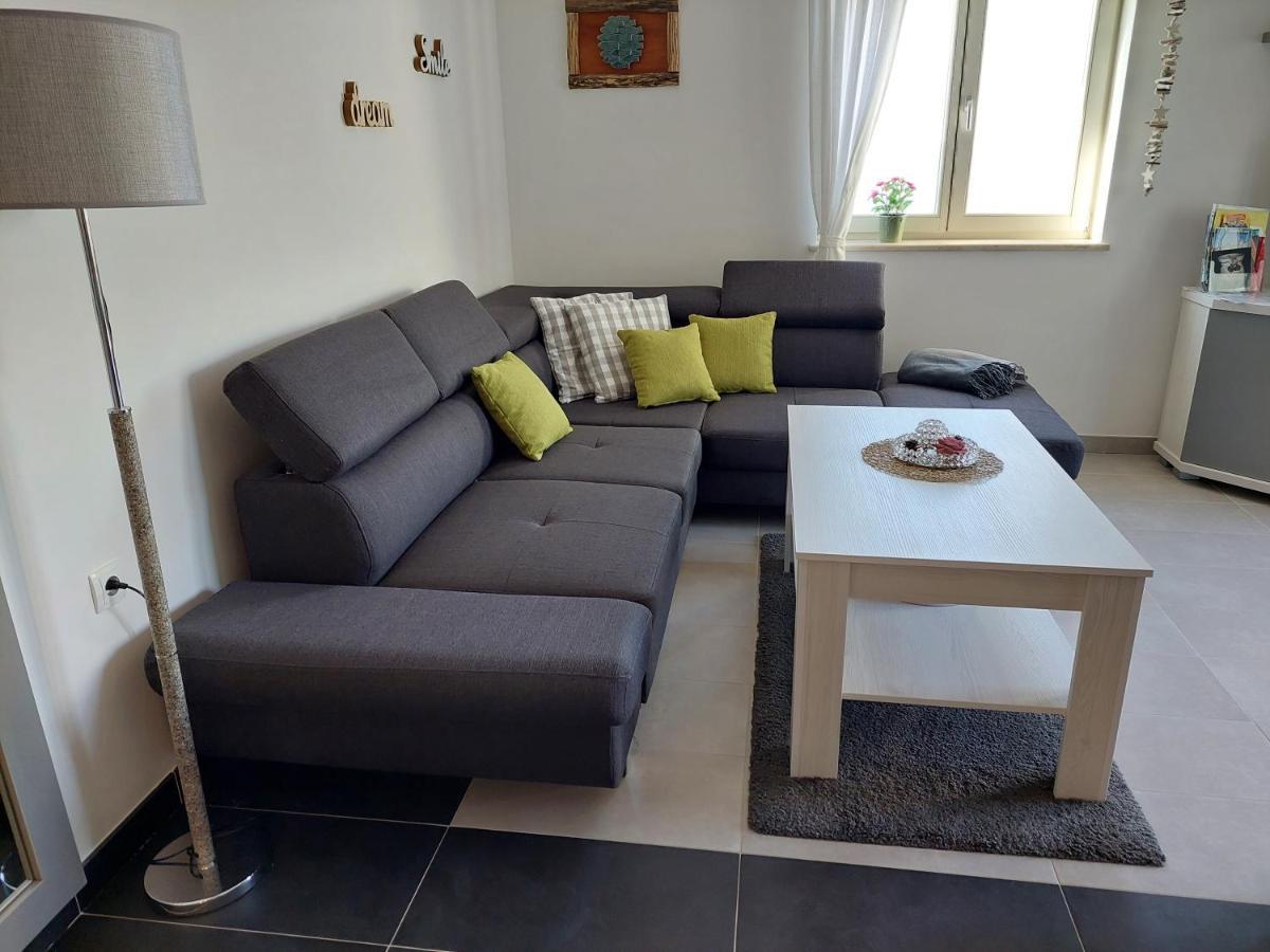 Gavza Sky View Apartment Cres Exterior foto