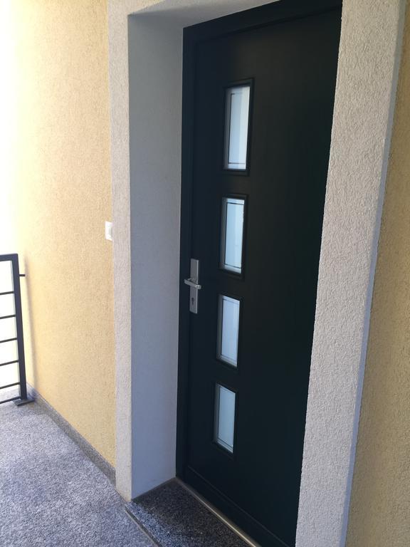 Gavza Sky View Apartment Cres Exterior foto